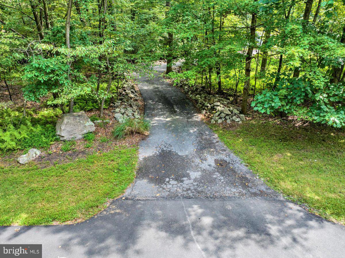 MOUNTAINEER VILLAG - Residential