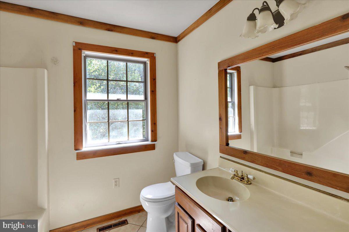 MOUNTAINEER VILLAG - Residential