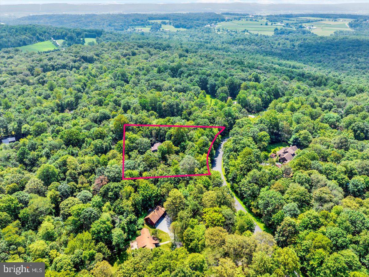 MOUNTAINEER VILLAG - Residential