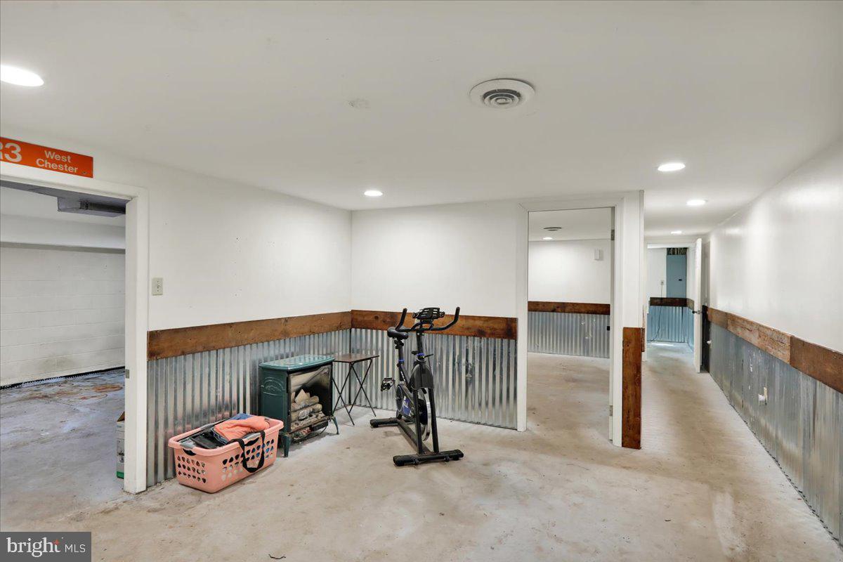 MOUNTAINEER VILLAG - Residential