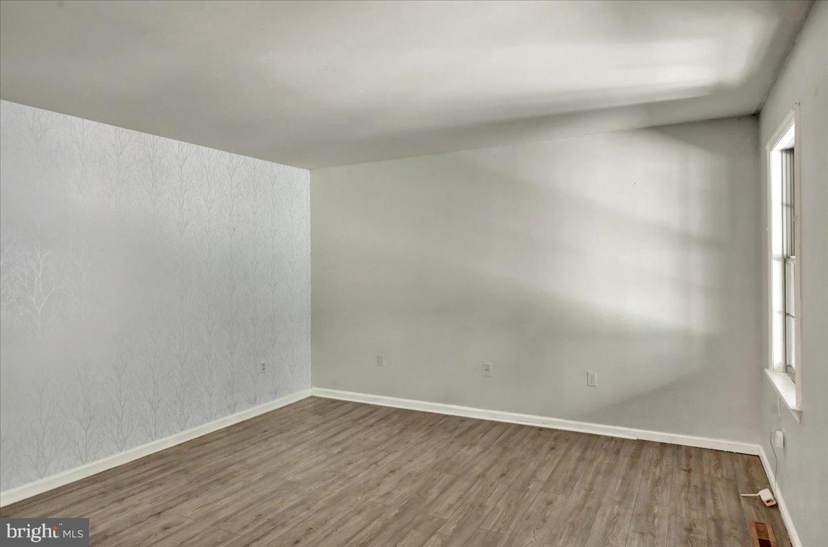 MOUNTAINEER VILLAG - Residential