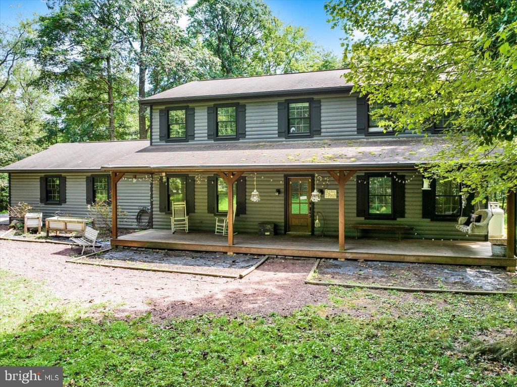 Photo of 80 Trappers Run, MORGANTOWN, PA 19543 (MLS # PABK2060992)