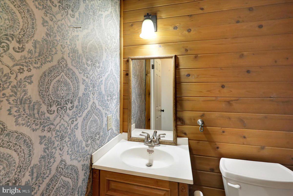 MOUNTAINEER VILLAG - Residential