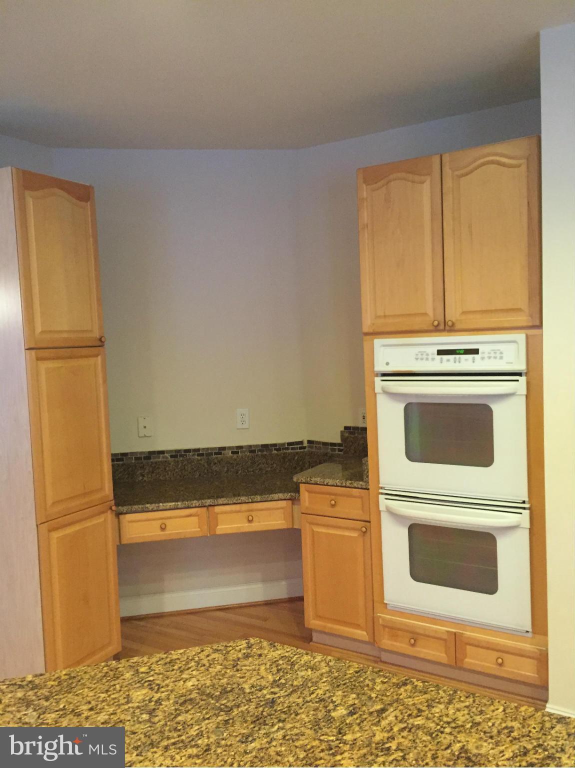 MEADOW BROOK - Residential