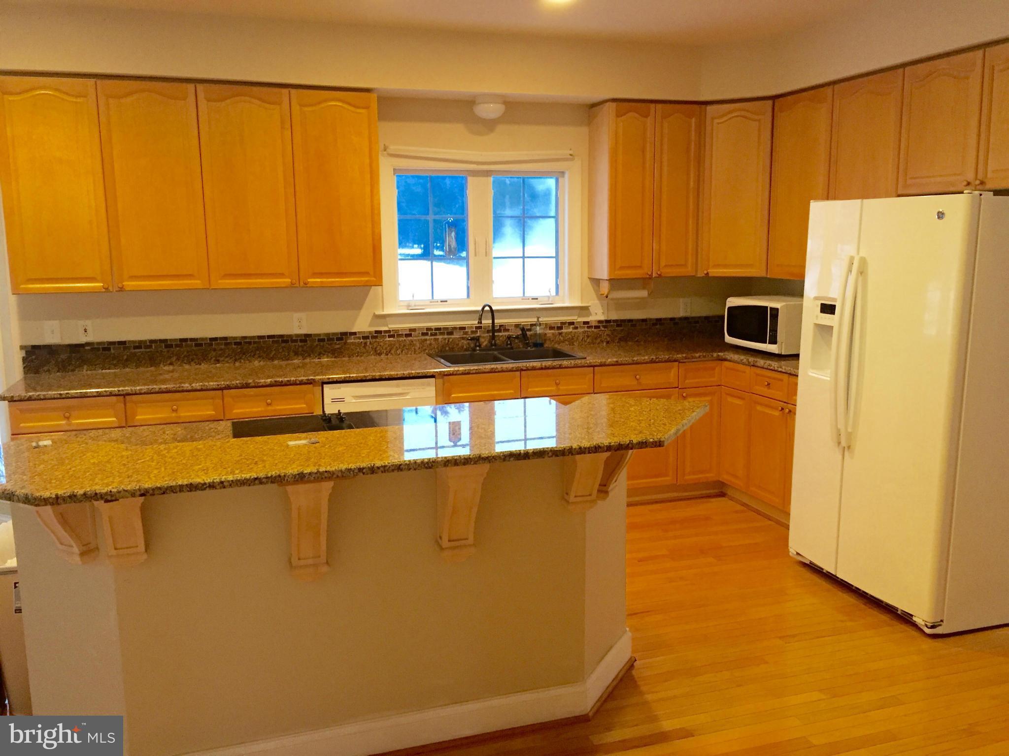 MEADOW BROOK - Residential