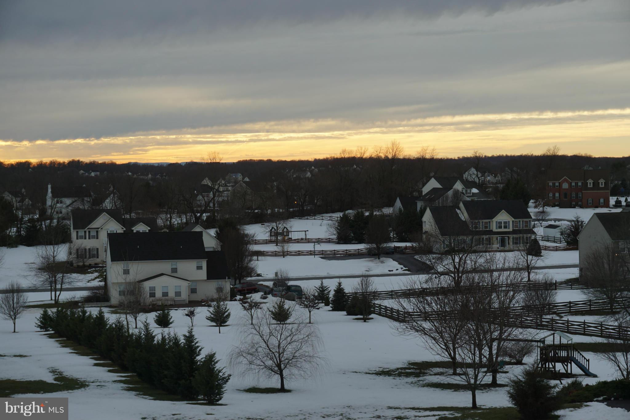 MEADOW BROOK - Residential