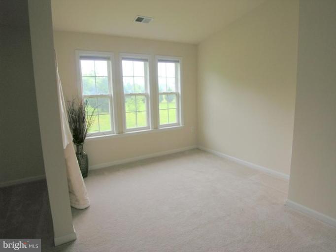 MEADOW BROOK - Residential