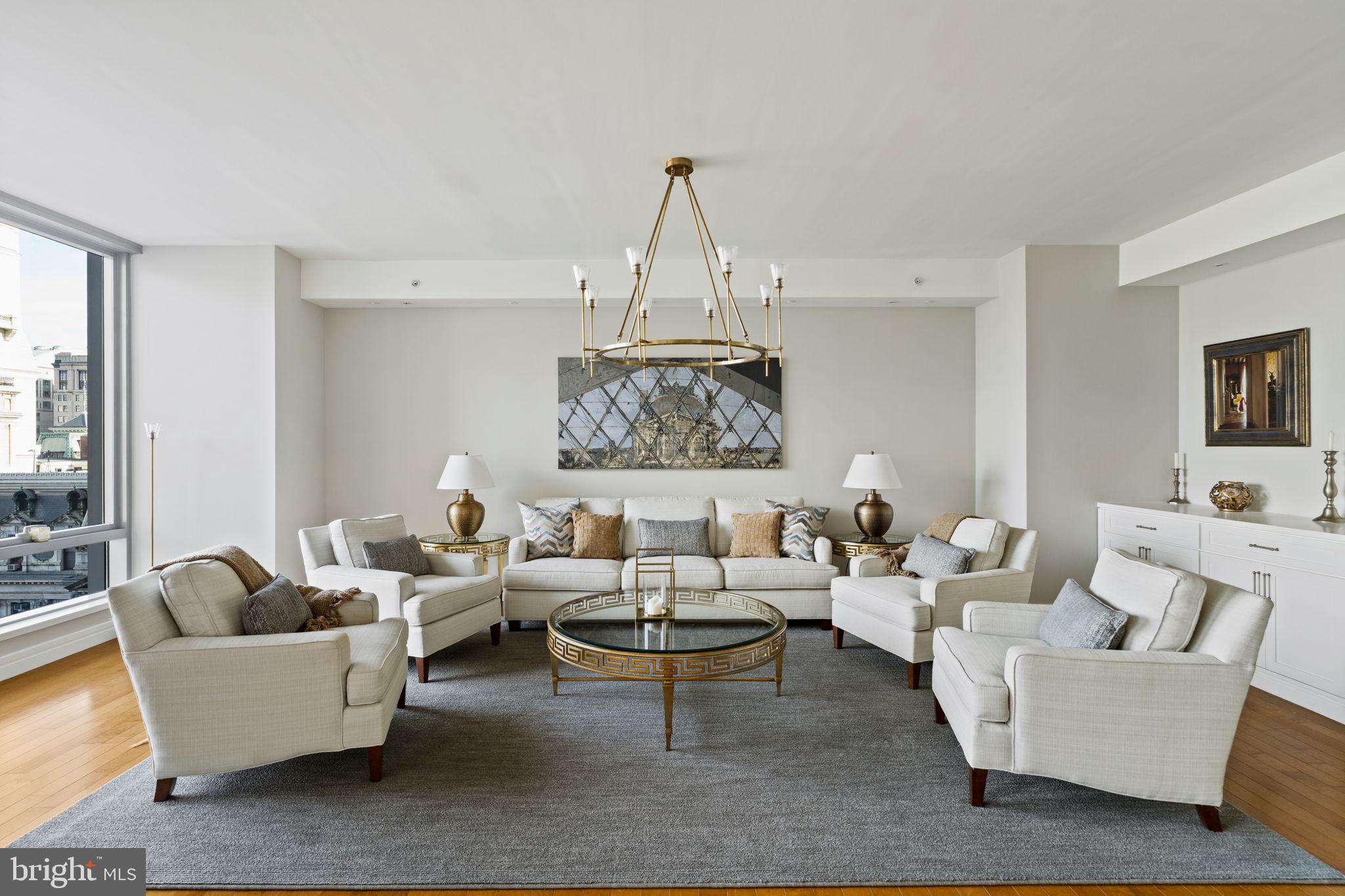 RITTENHOUSE SQUARE - Residential