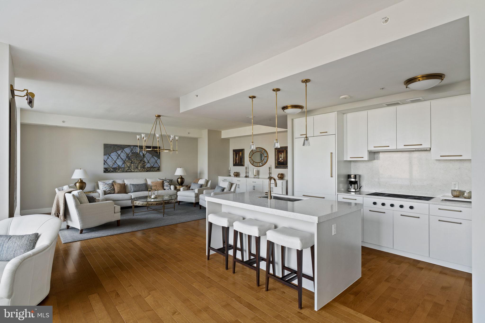 RITTENHOUSE SQUARE - Residential