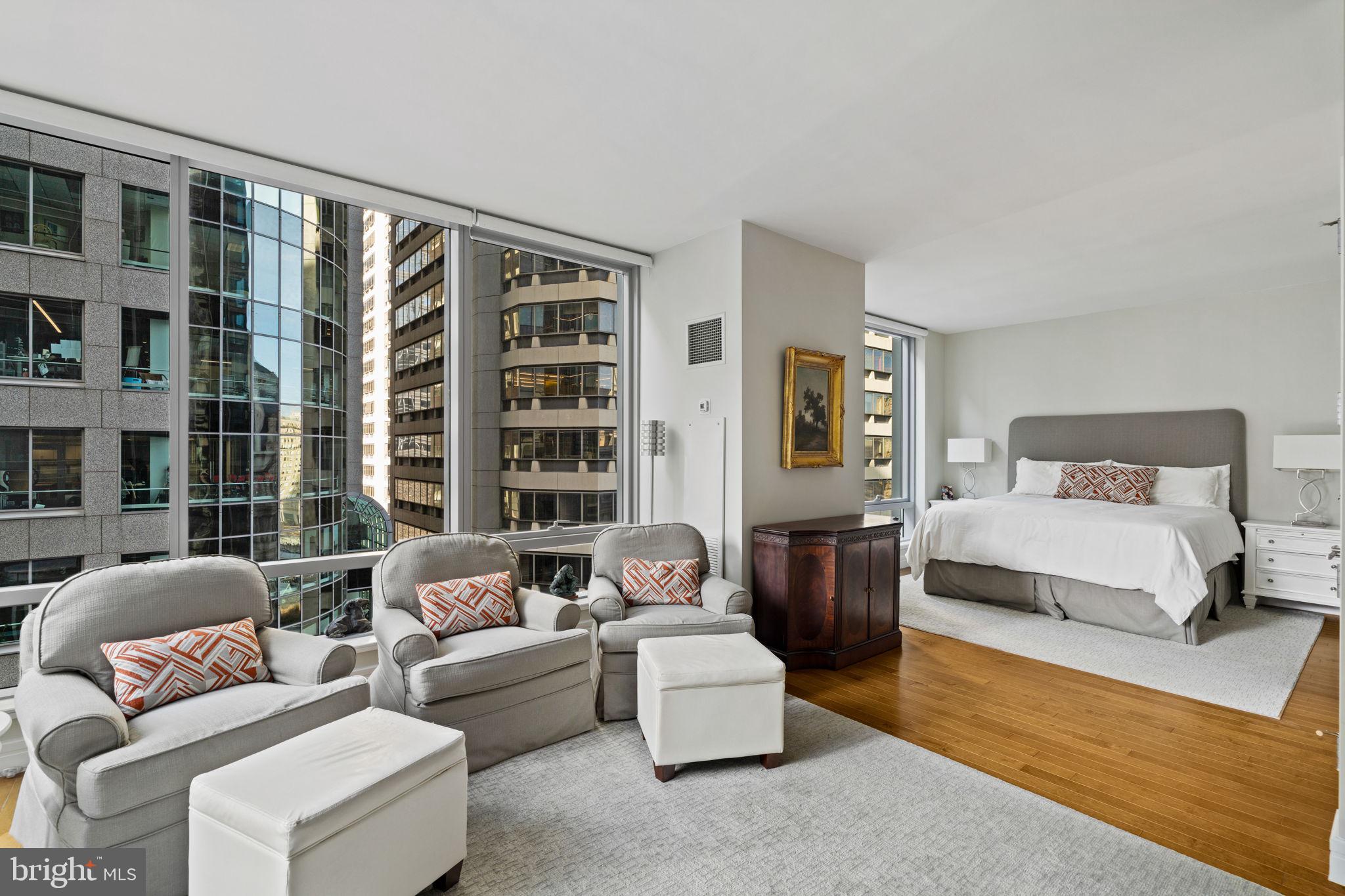 RITTENHOUSE SQUARE - Residential