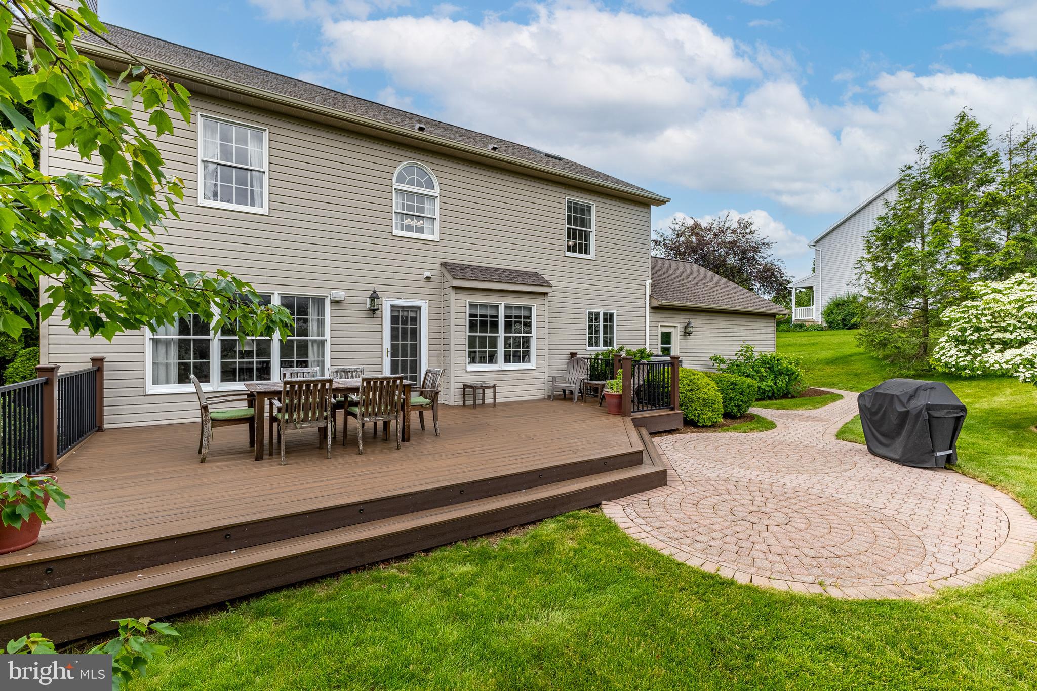 OAK GROVE - Residential