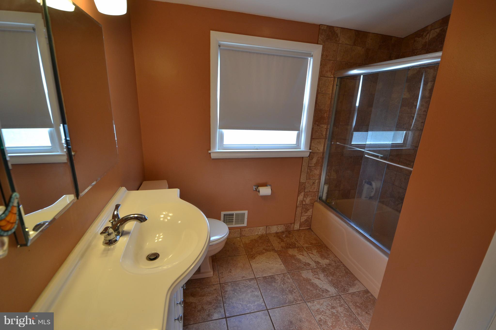 MEADOWOOD - Residential