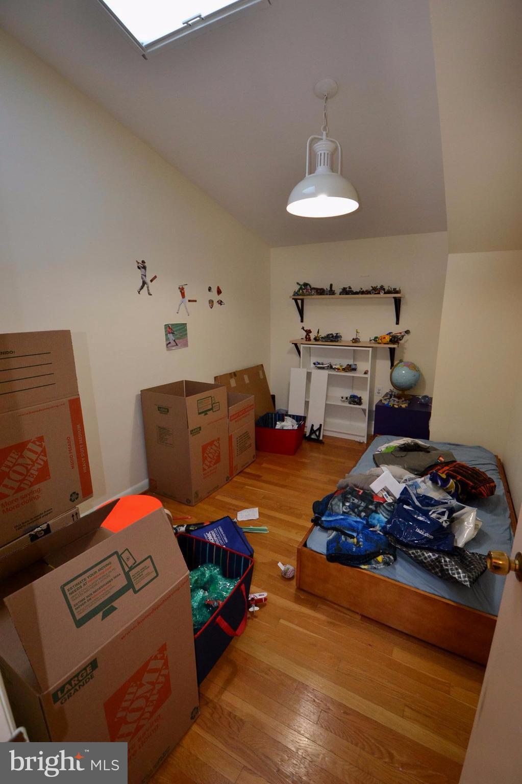 MEADOWOOD - Residential