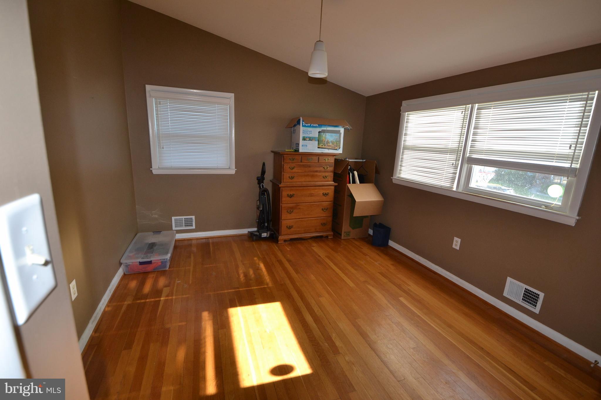 MEADOWOOD - Residential