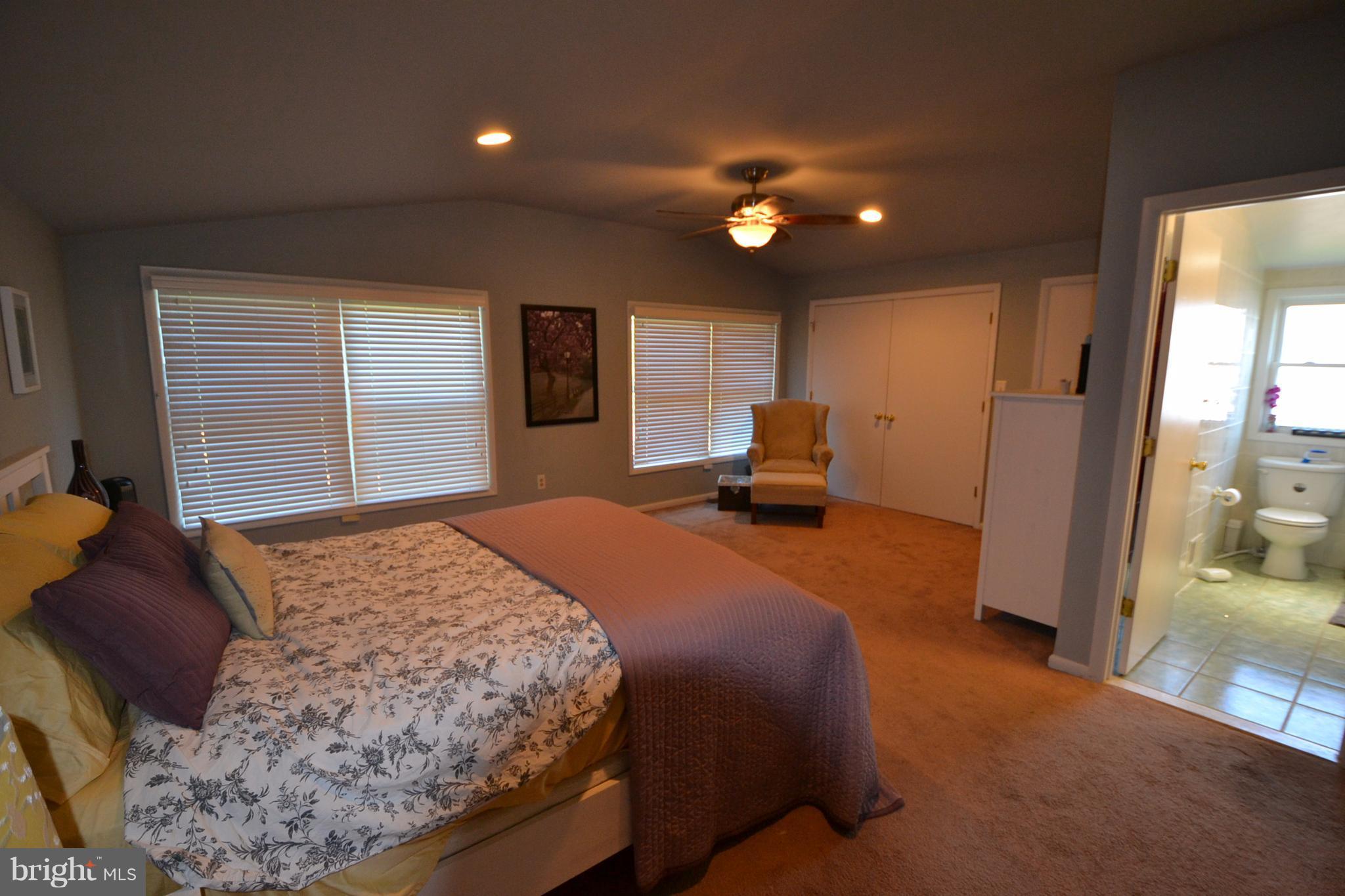 MEADOWOOD - Residential