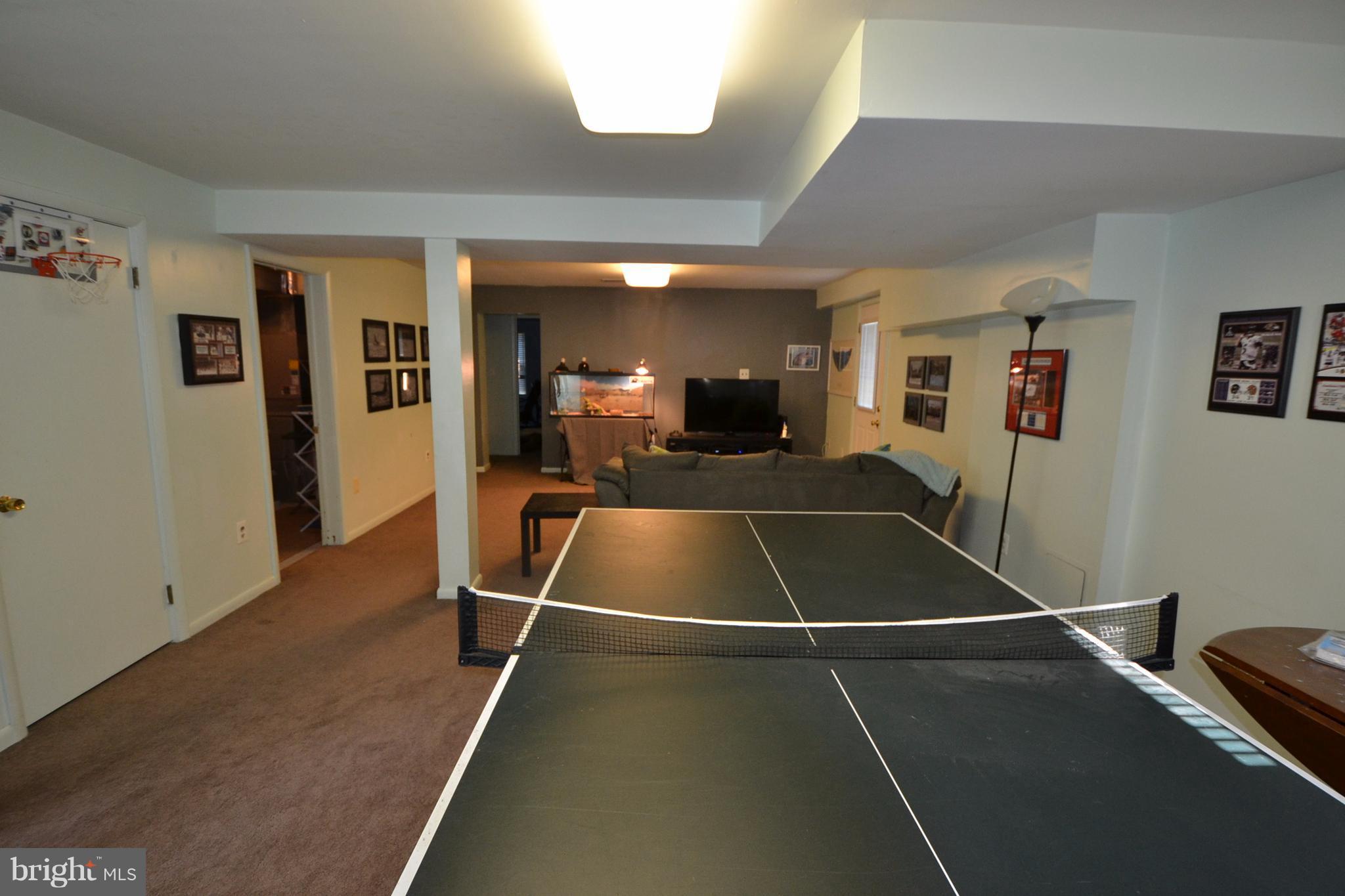 MEADOWOOD - Residential