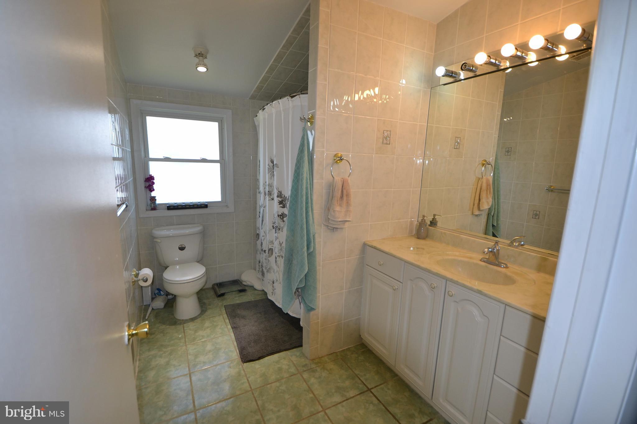 MEADOWOOD - Residential