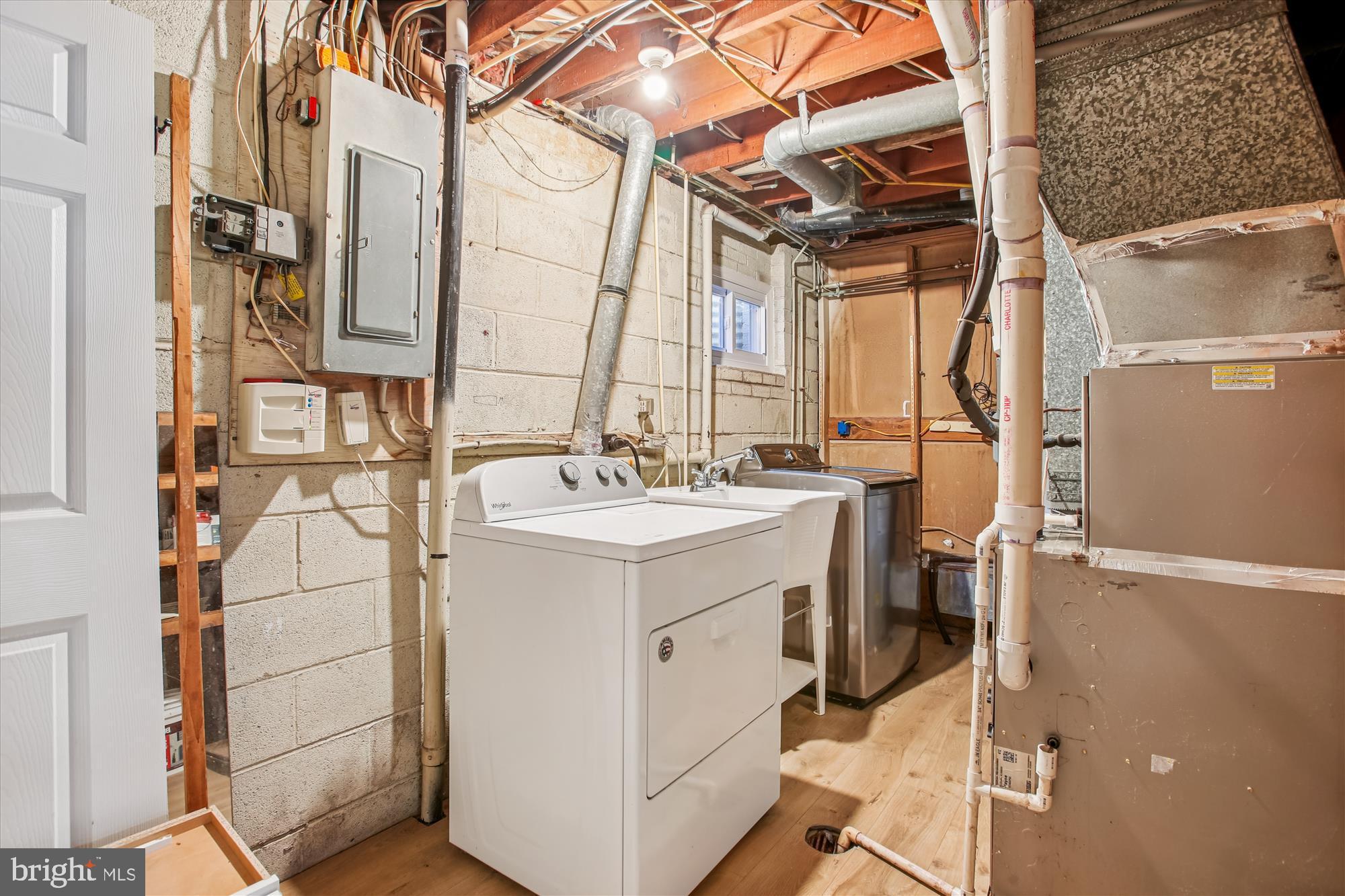 ROLLING VALLEY WEST - Residential