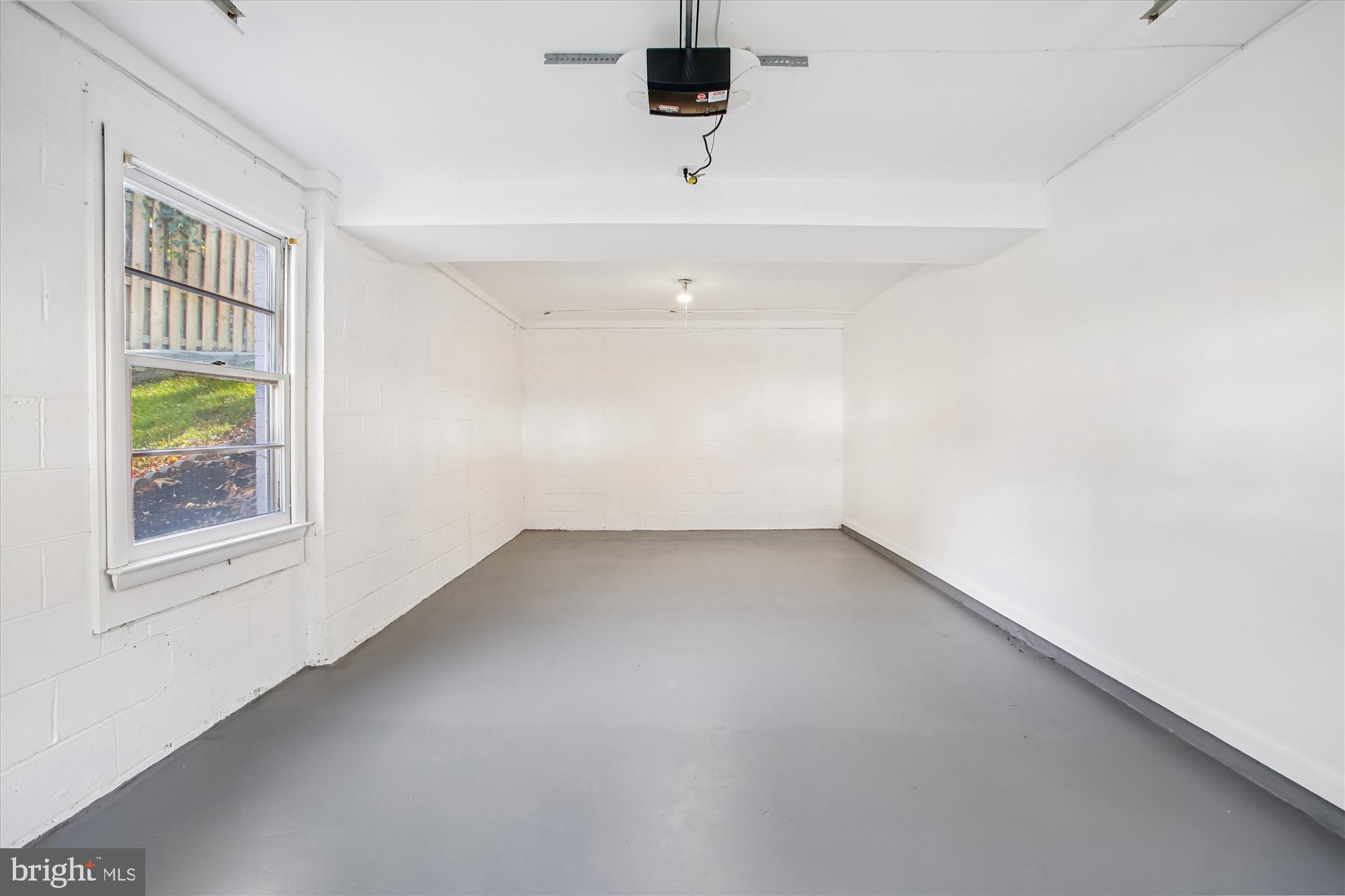 ROLLING VALLEY WEST - Residential