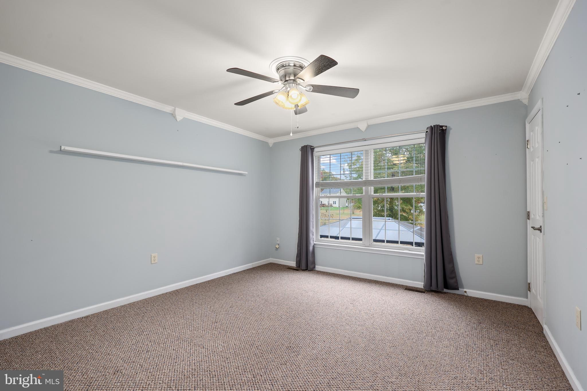 LAKE LAND OR - Residential