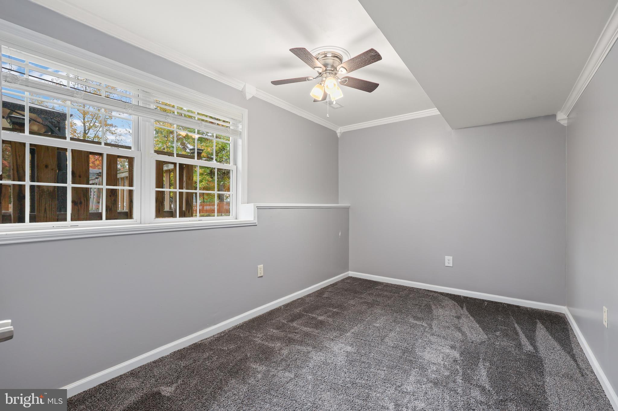 LAKE LAND OR - Residential