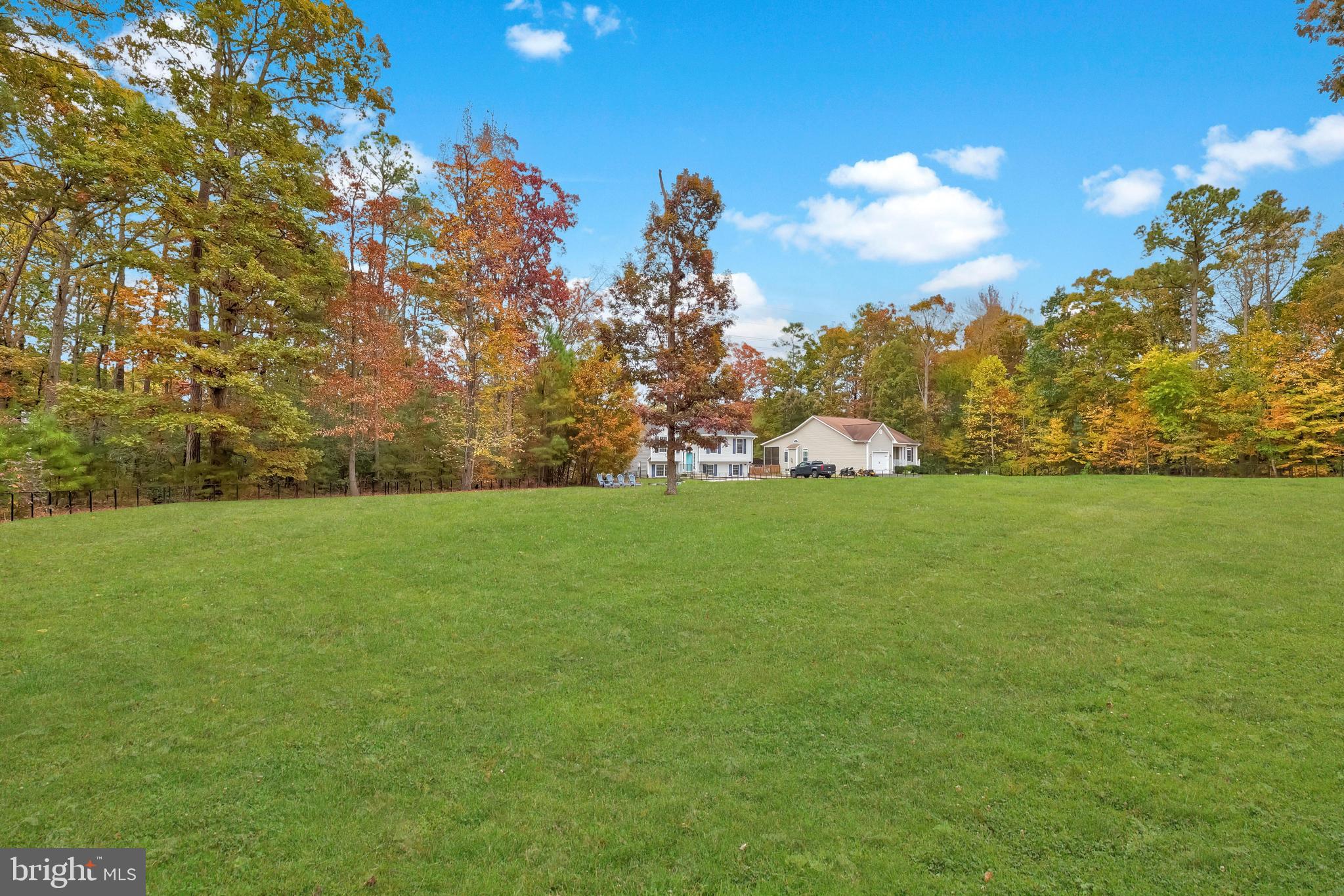 LAKE LAND OR - Residential