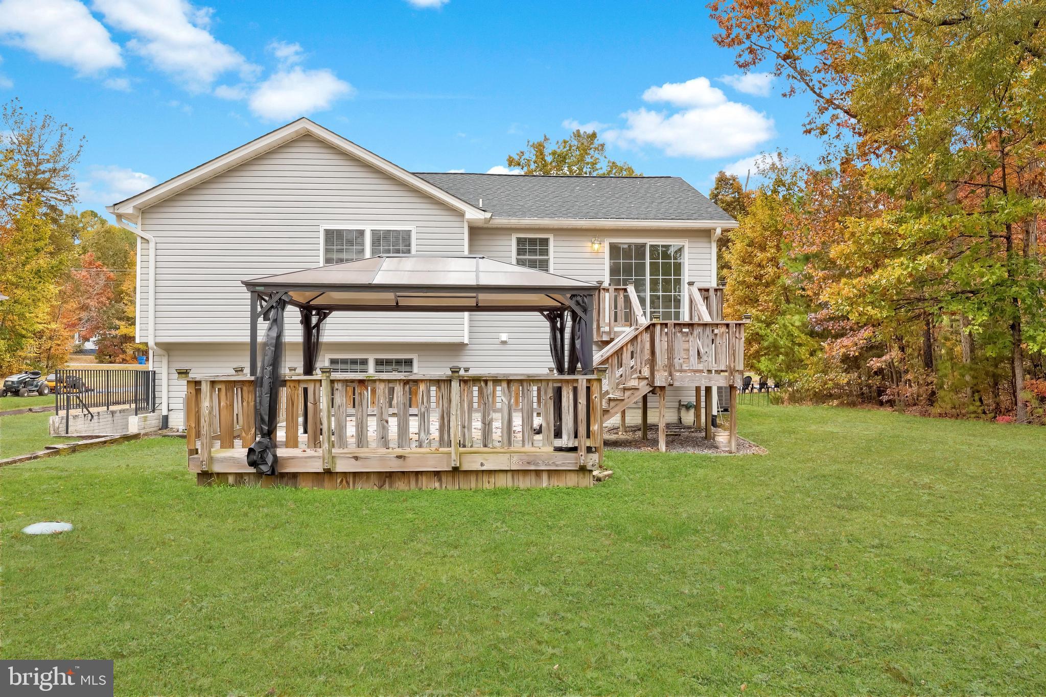 LAKE LAND OR - Residential