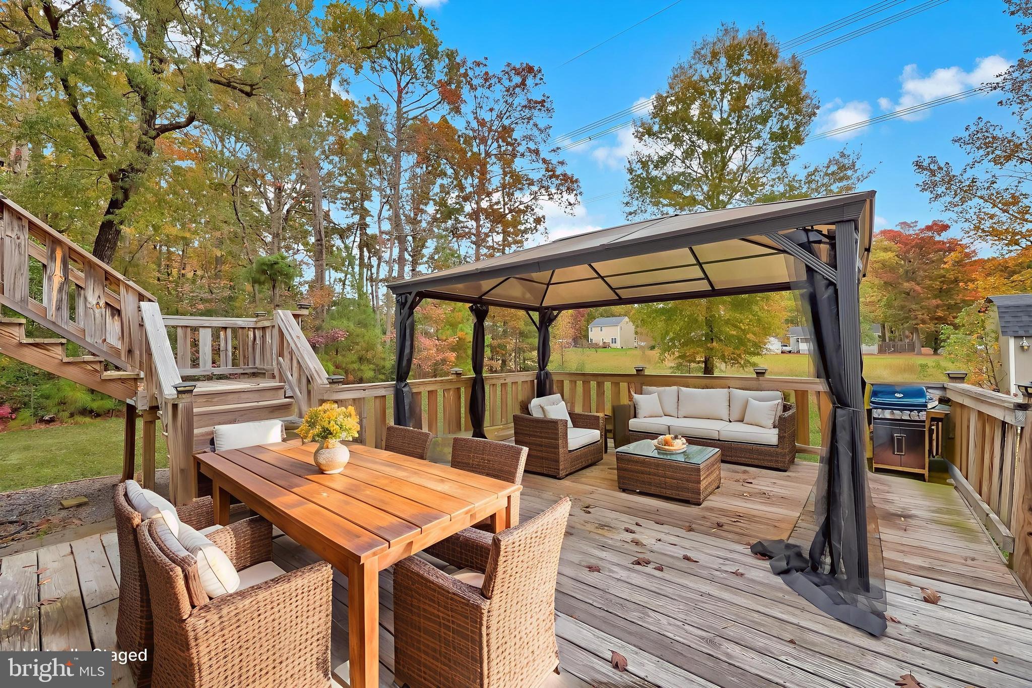 LAKE LAND OR - Residential