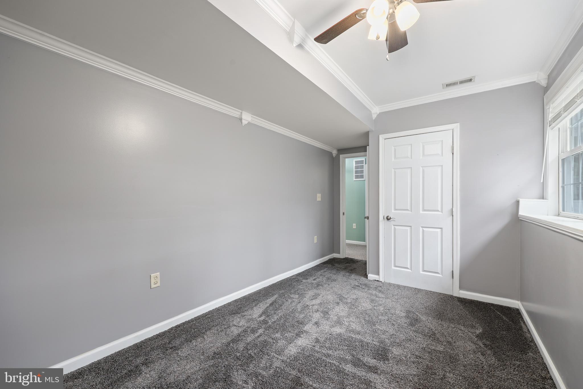 LAKE LAND OR - Residential