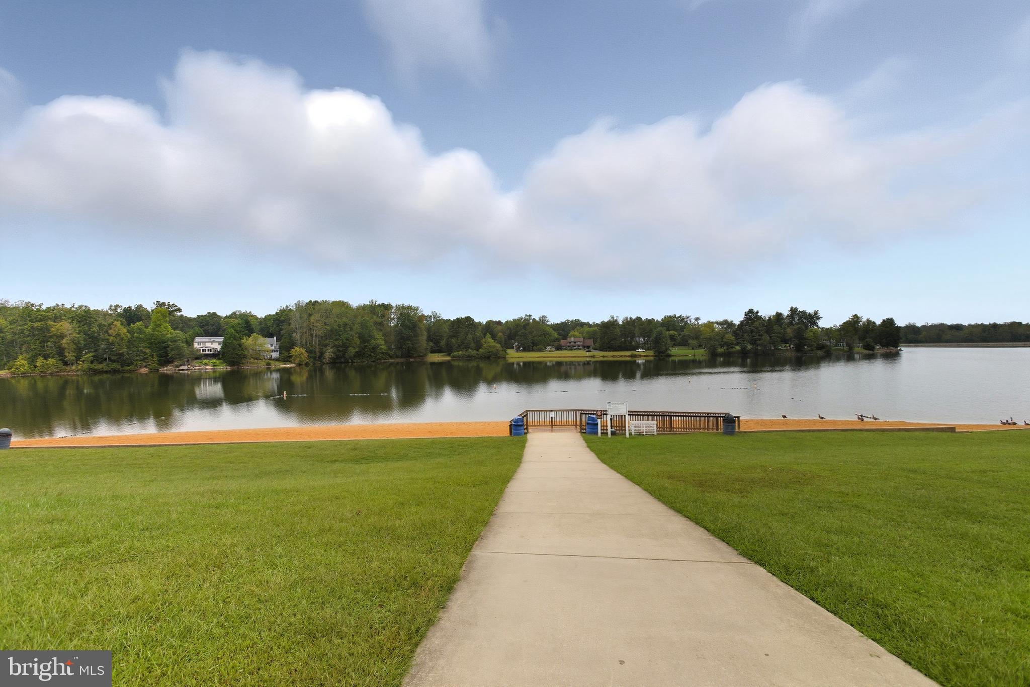 LAKE LAND OR - Residential