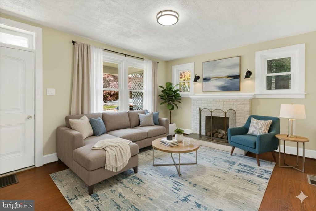 Photo of 115 College Avenue, MOUNTVILLE, PA 17554 (MLS # PALA2078996)