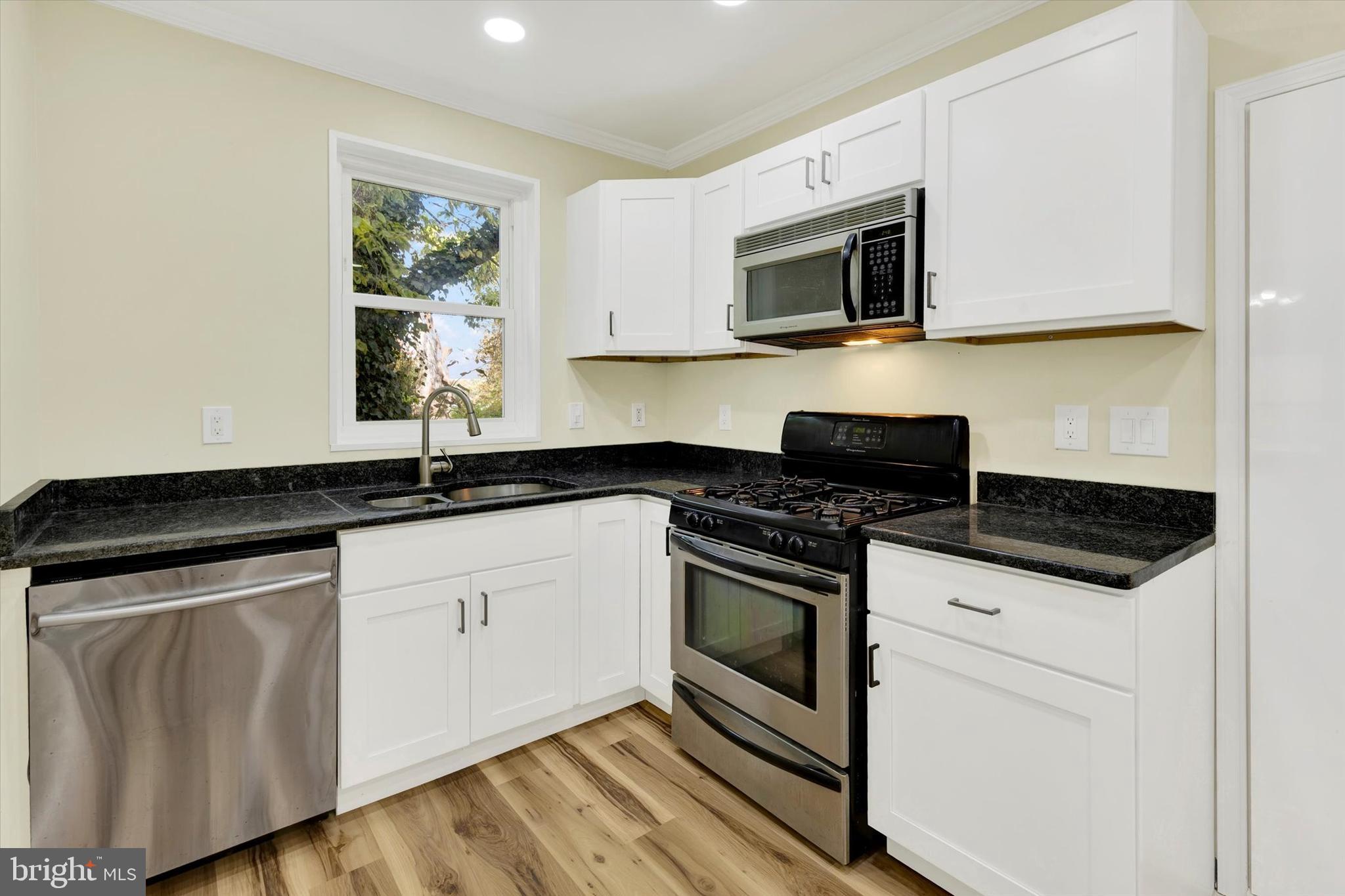 MOUNTVILLE BOROUGH - Residential