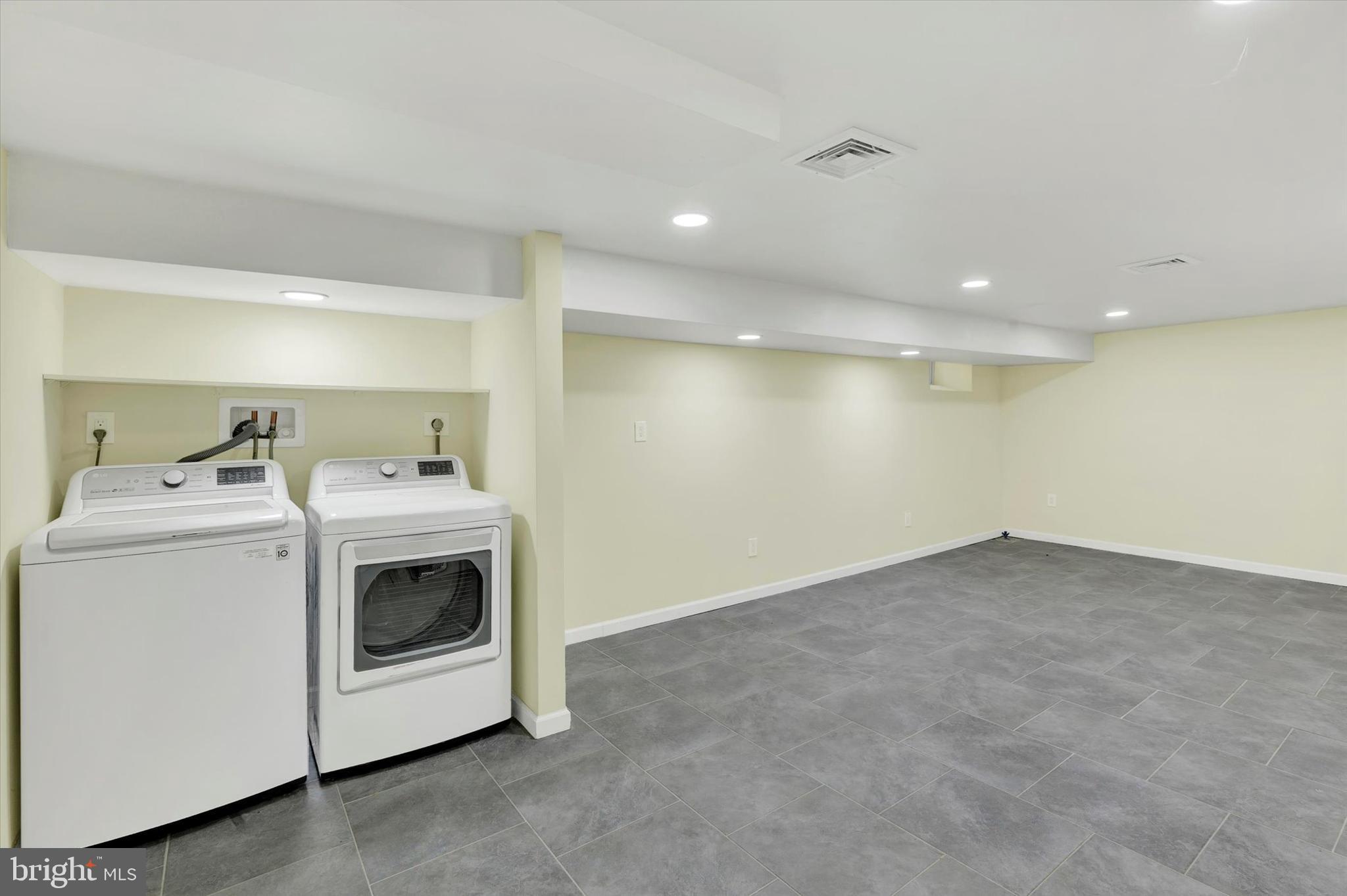 MOUNTVILLE BOROUGH - Residential