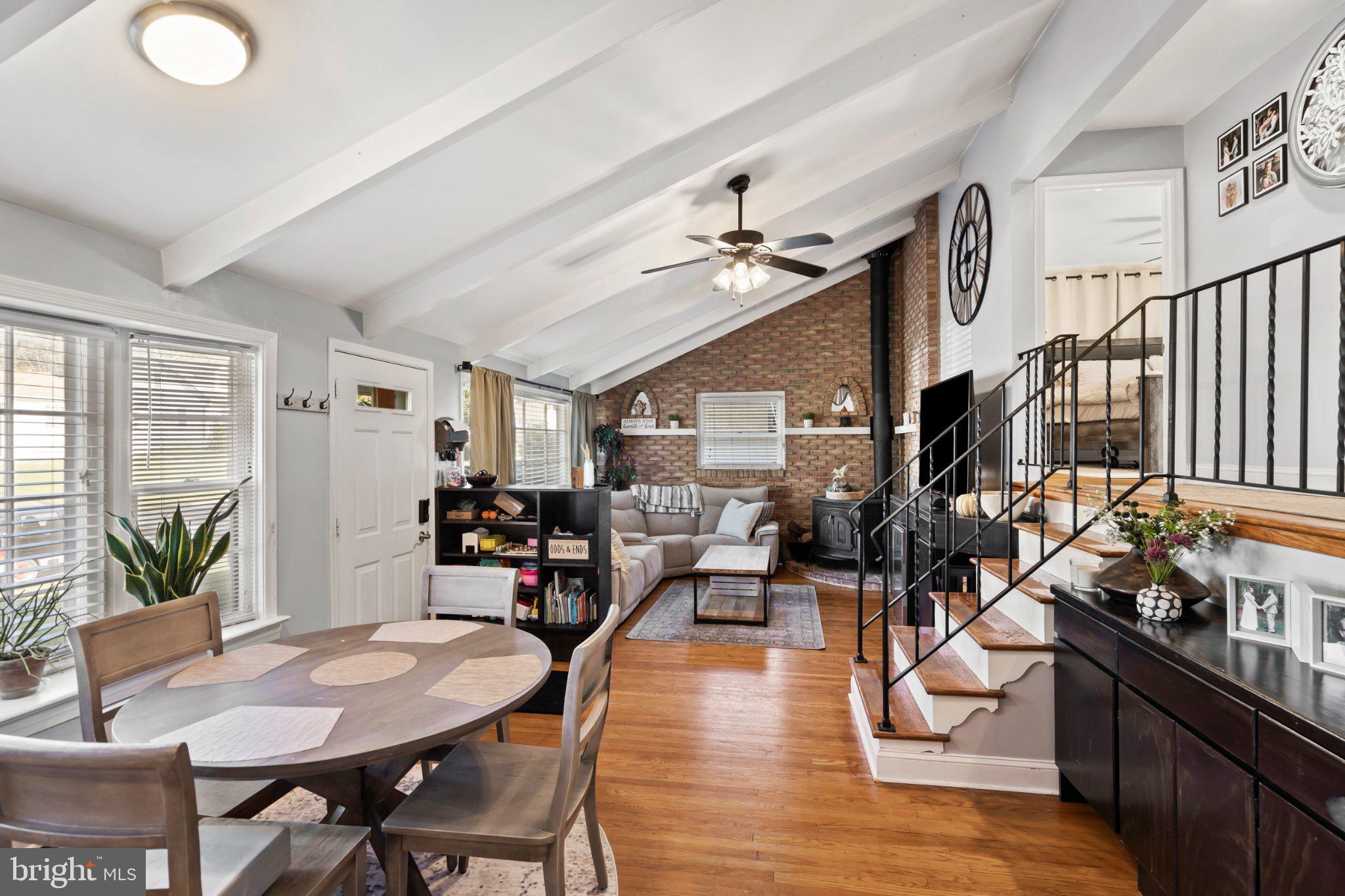 711 GREEN STREET