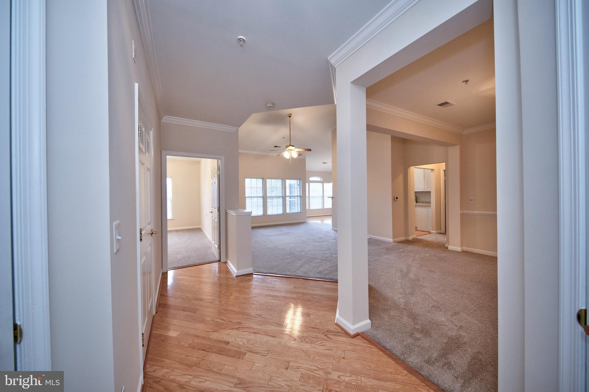 KINGS CROSSING POINT - Residential