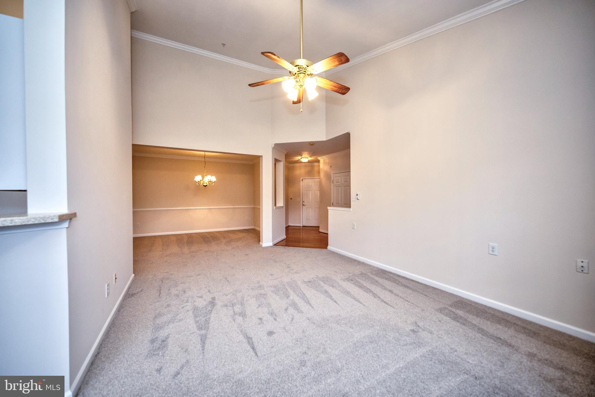 KINGS CROSSING POINT - Residential