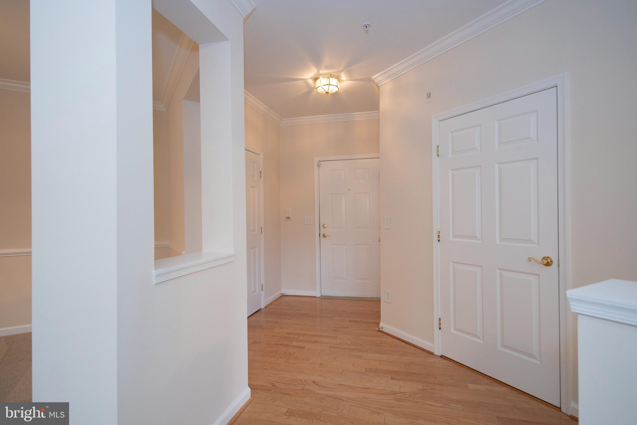 KINGS CROSSING POINT - Residential