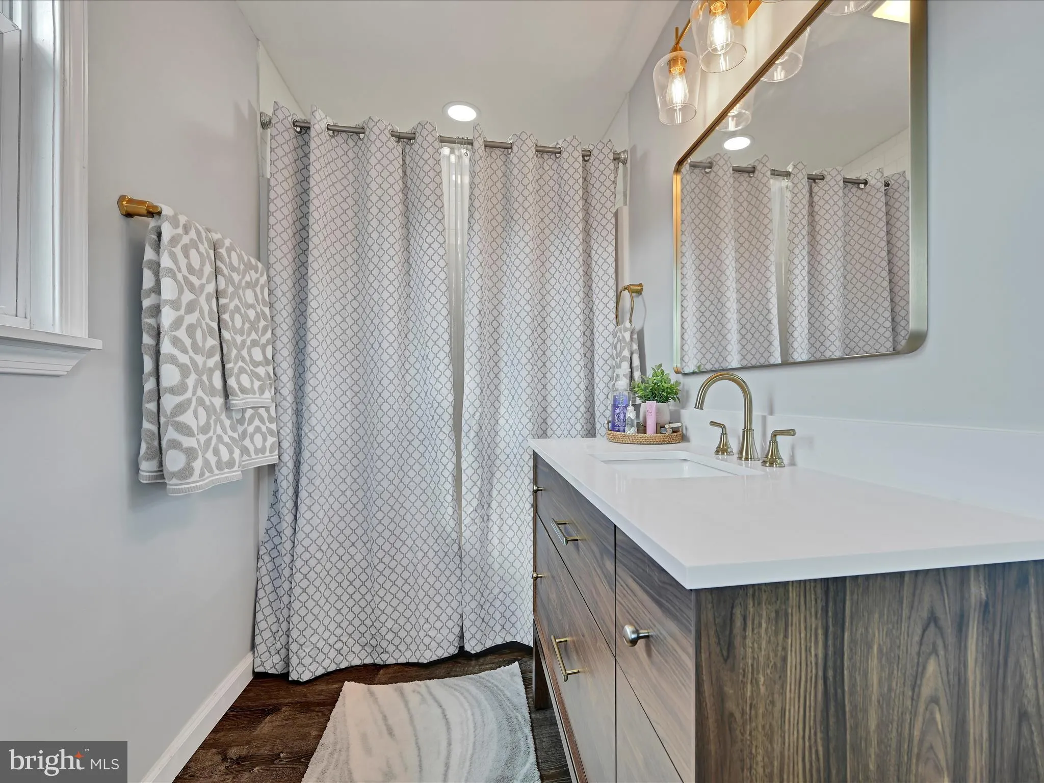 Ashland, Pennsylvania 17921, United States, 3 Bedrooms Bedrooms, ,2 BathroomsBathrooms,Residential,Active,89921