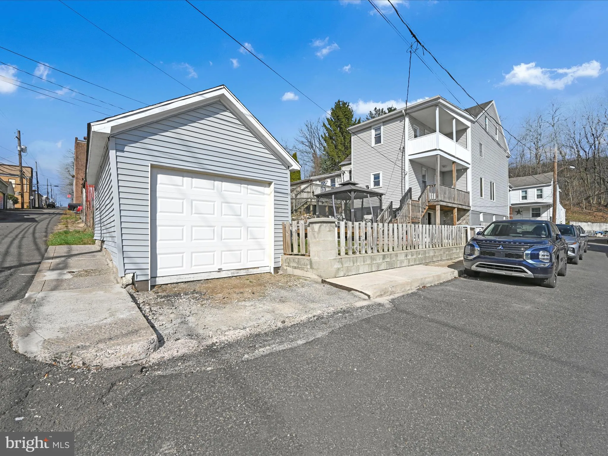 Ashland, Pennsylvania 17921, United States, 3 Bedrooms Bedrooms, ,2 BathroomsBathrooms,Residential,Active,89921