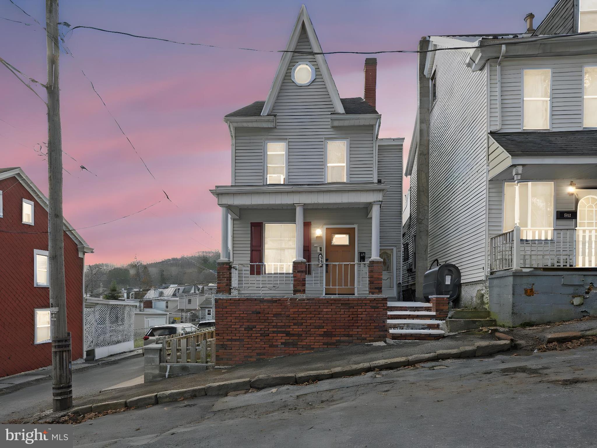 ASHLAND - Residential