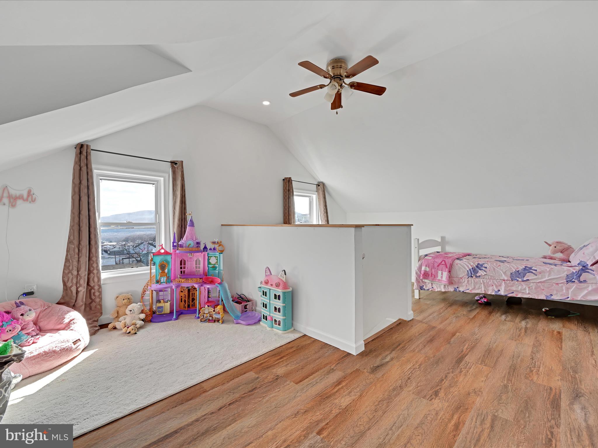 ASHLAND - Residential