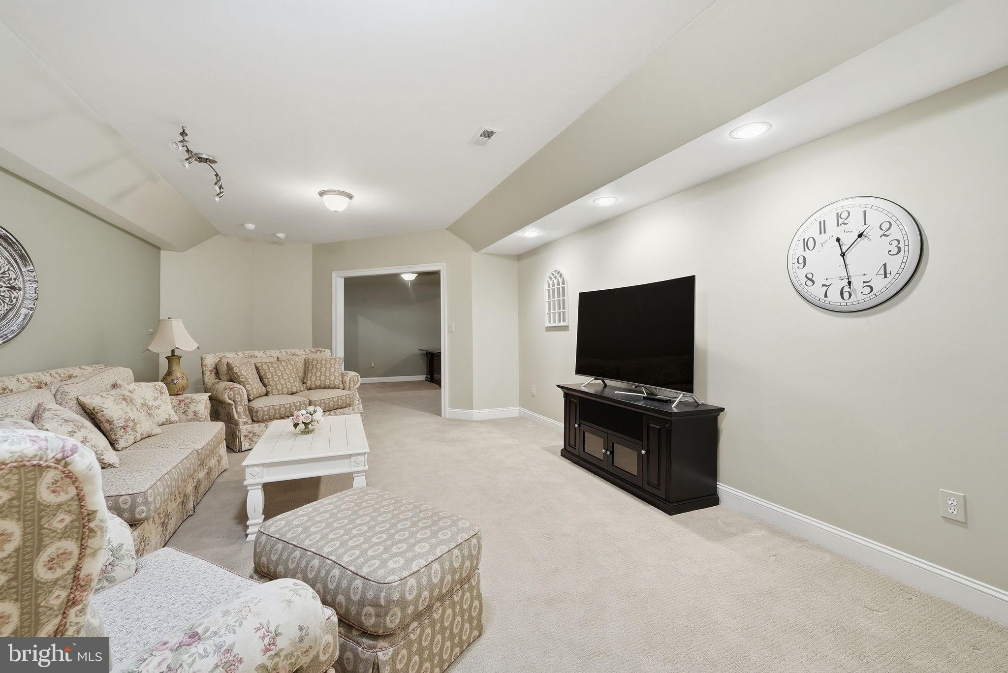 FAWN LAKE - Residential