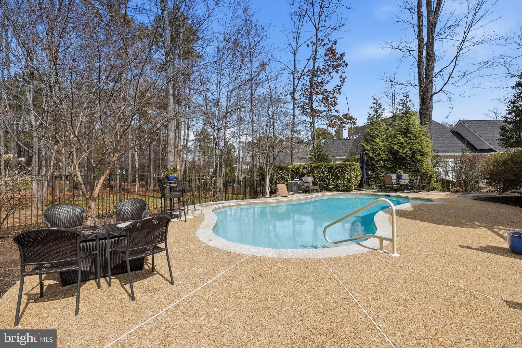 FAWN LAKE - Residential