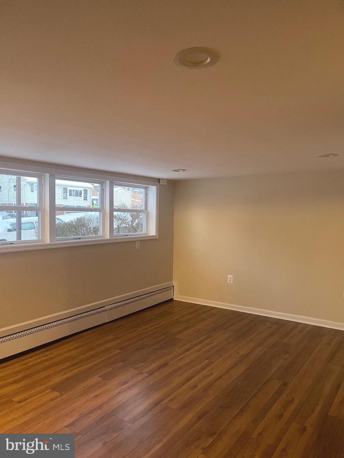 MARUMSCO VILLAGE - Residential Lease