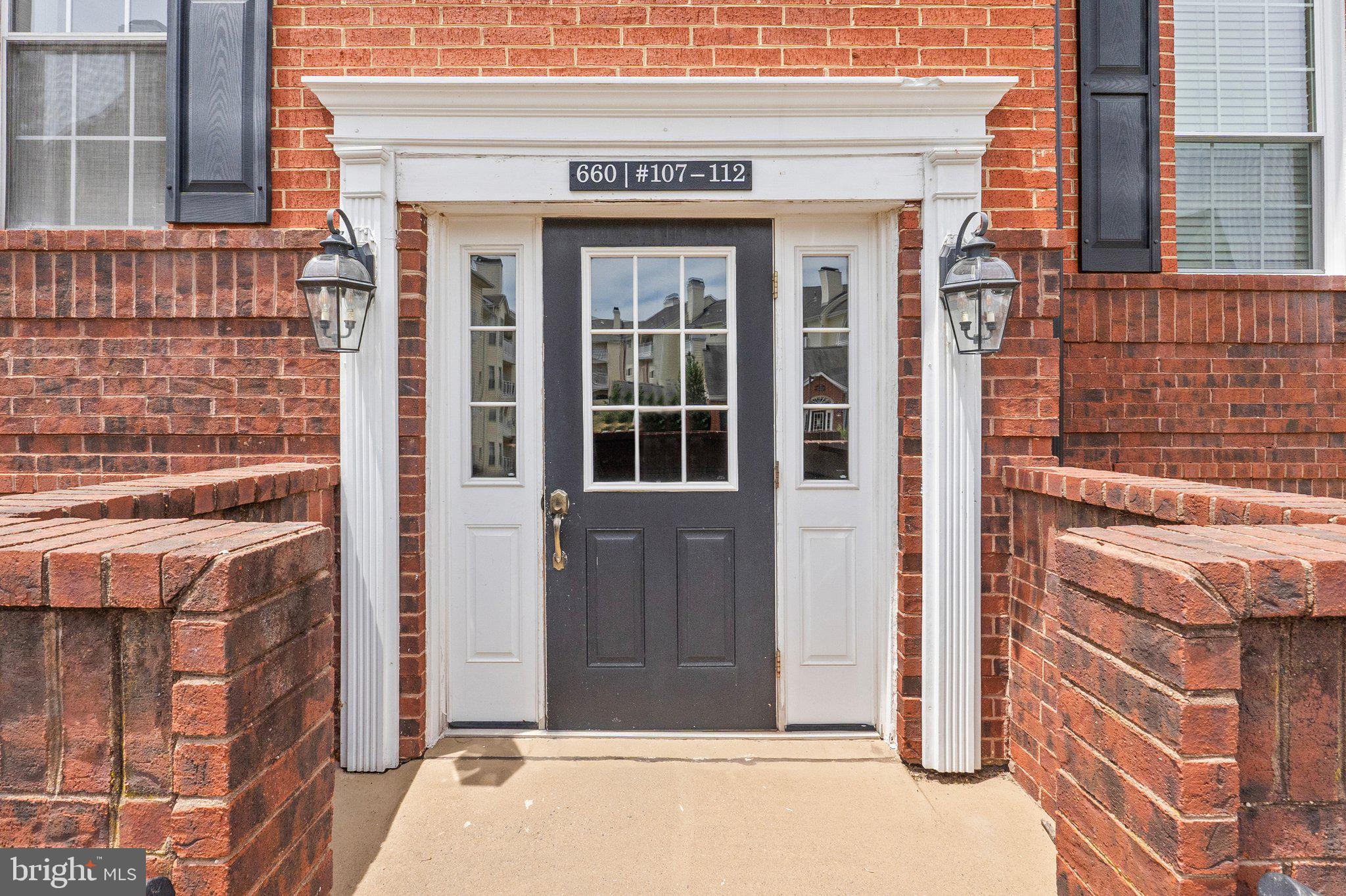 BROOKMEADE - Residential