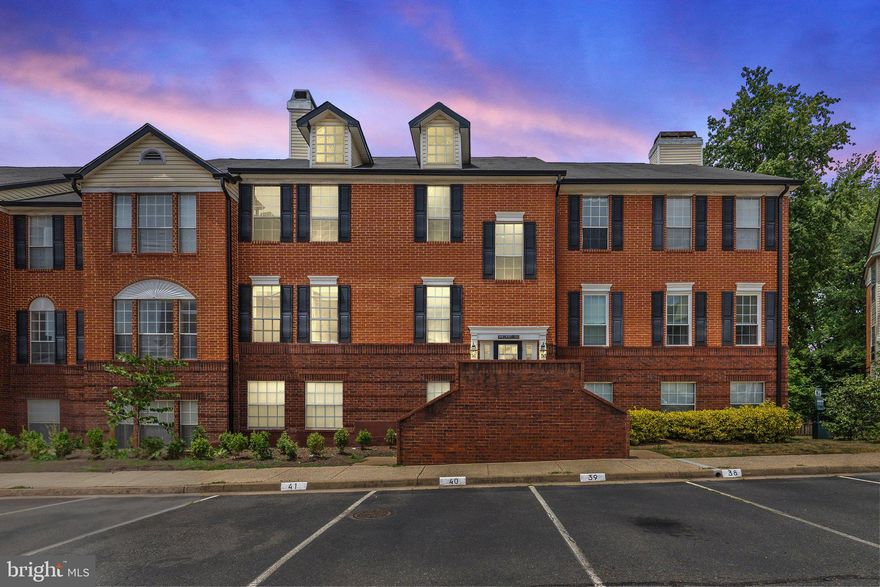 Discover this renovated 2-bedroom, 1-bathroom, second-level condo in the heart of Leesburg, VA. Featuring engineered hardwood floors, carpet and updated kitchen, this home is move-in ready. Enjoy your private backyard, shade from mature trees and access to the community pool in the sought-after community, minutes from downtown Leesburg and with easy access to Route 7, 15, and the toll road.

This beautiful condo is ideal for first-time home-buyers, downsizers, or investors. Schedule your private showing today and make it yours!