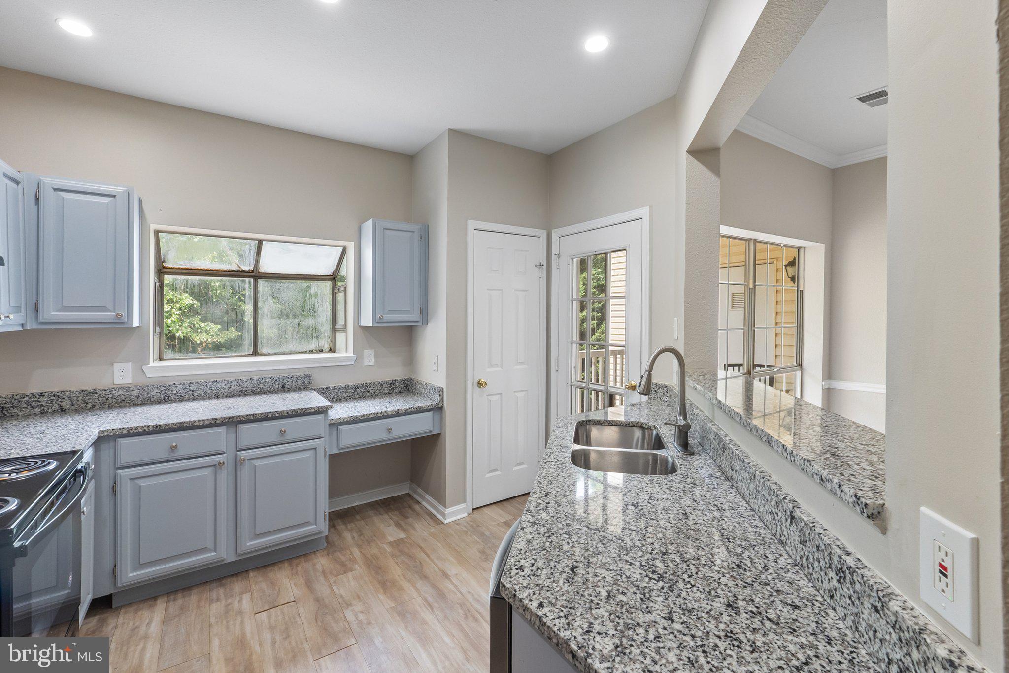 BROOKMEADE - Residential