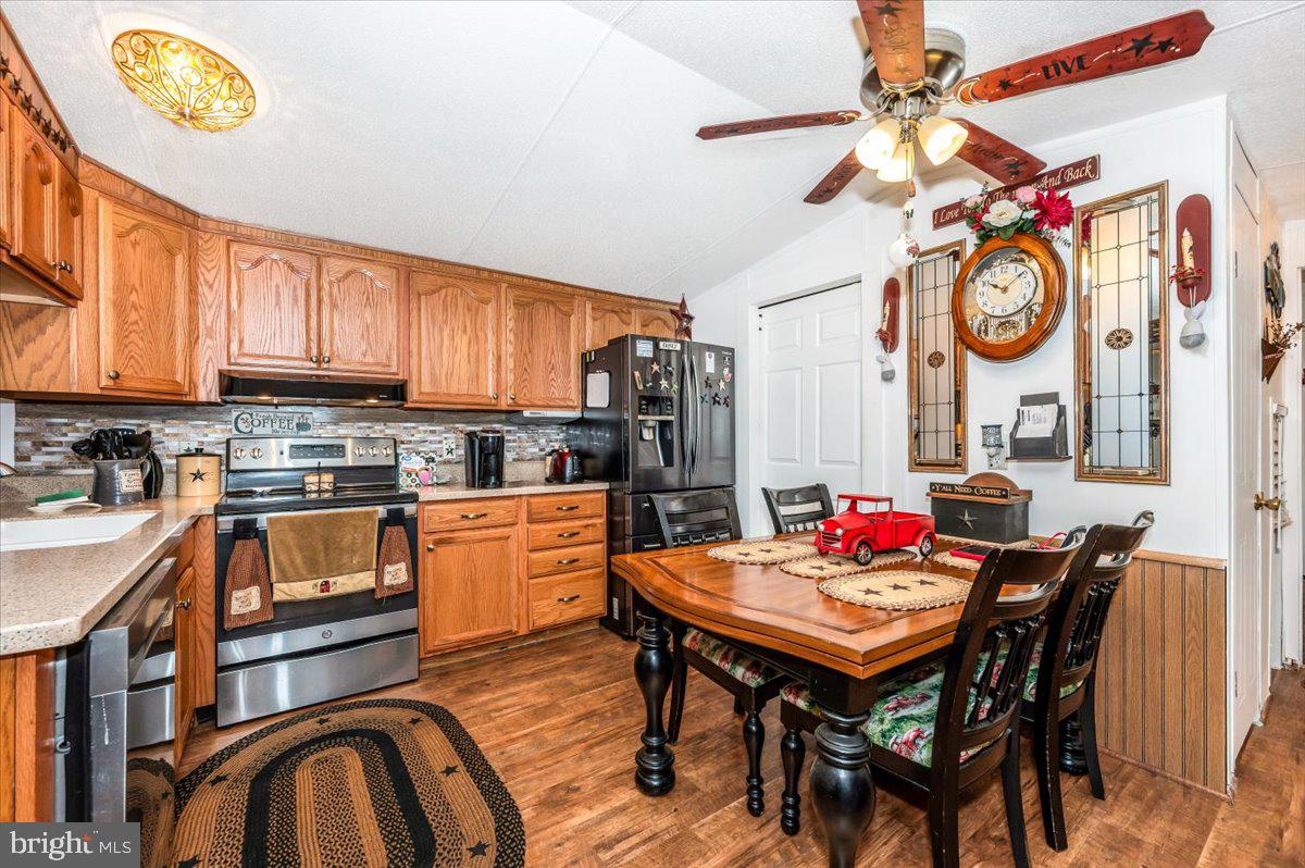 ASHTON HEIGHTS - Residential