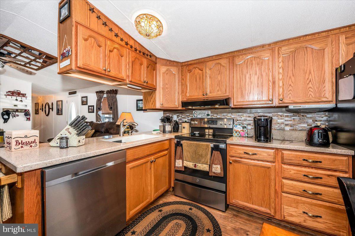 ASHTON HEIGHTS - Residential