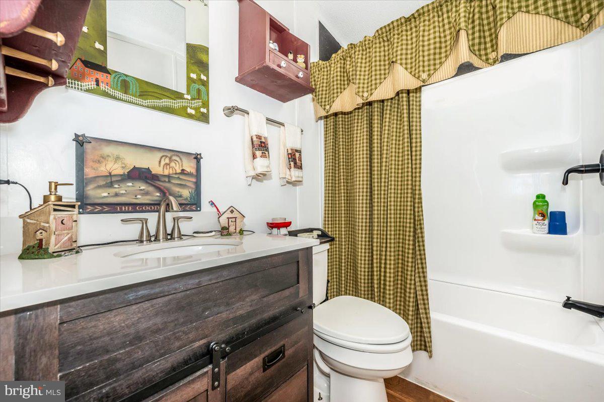 ASHTON HEIGHTS - Residential